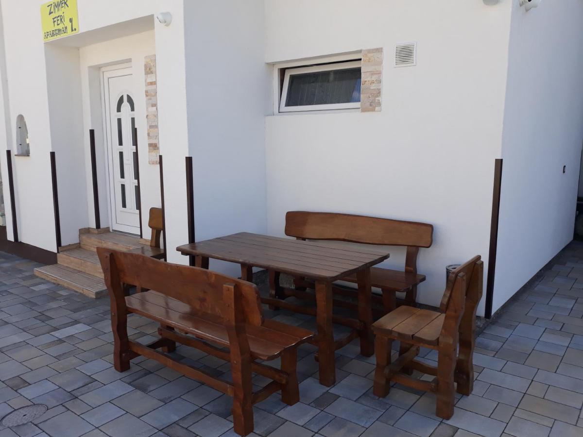 דירות Zimmerferi Apartman קסזטלי מראה חיצוני תמונה